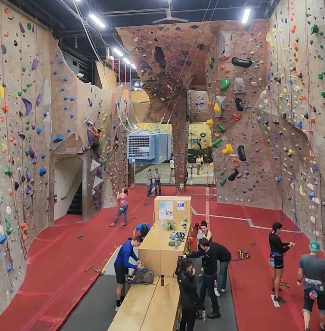 Edgeworks Climbing: Seattle, Washington